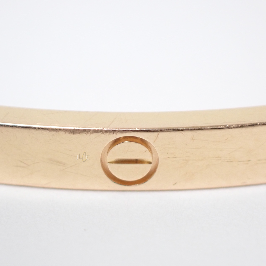 Love bracelet hover