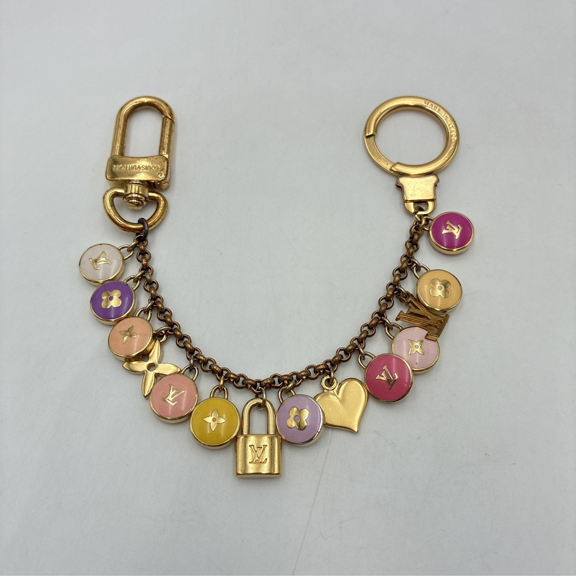 Chaine Pastille Charm hover